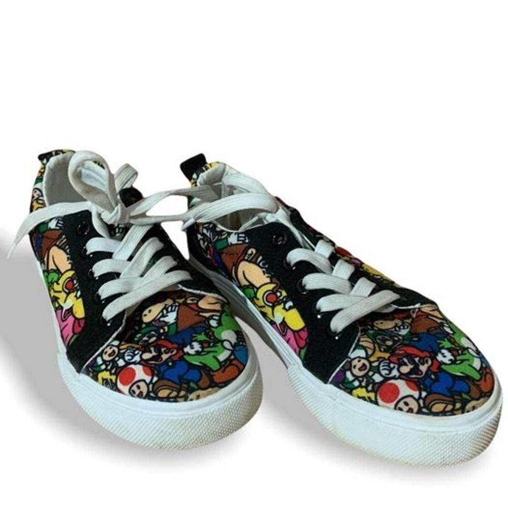 Nintendo Super Mario 2020 Game Over Lace Up Boys Shoes Sz 2